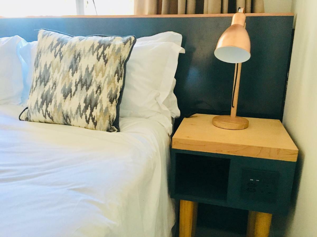 Kilkenny Cottages 2 Bedroom Unit โจฮันเนสเบิร์ก ภายนอก รูปภาพ