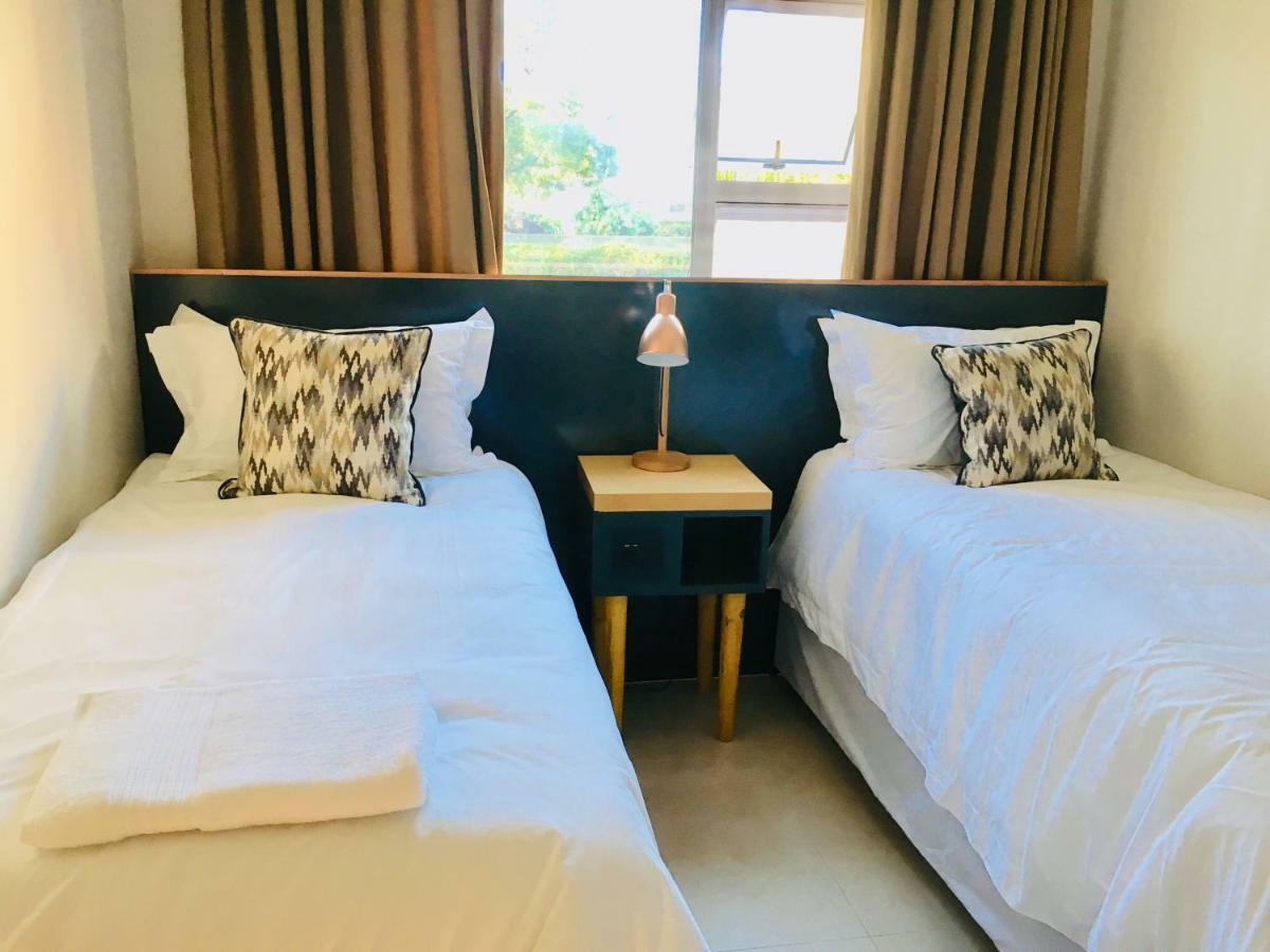 Kilkenny Cottages 2 Bedroom Unit โจฮันเนสเบิร์ก ภายนอก รูปภาพ